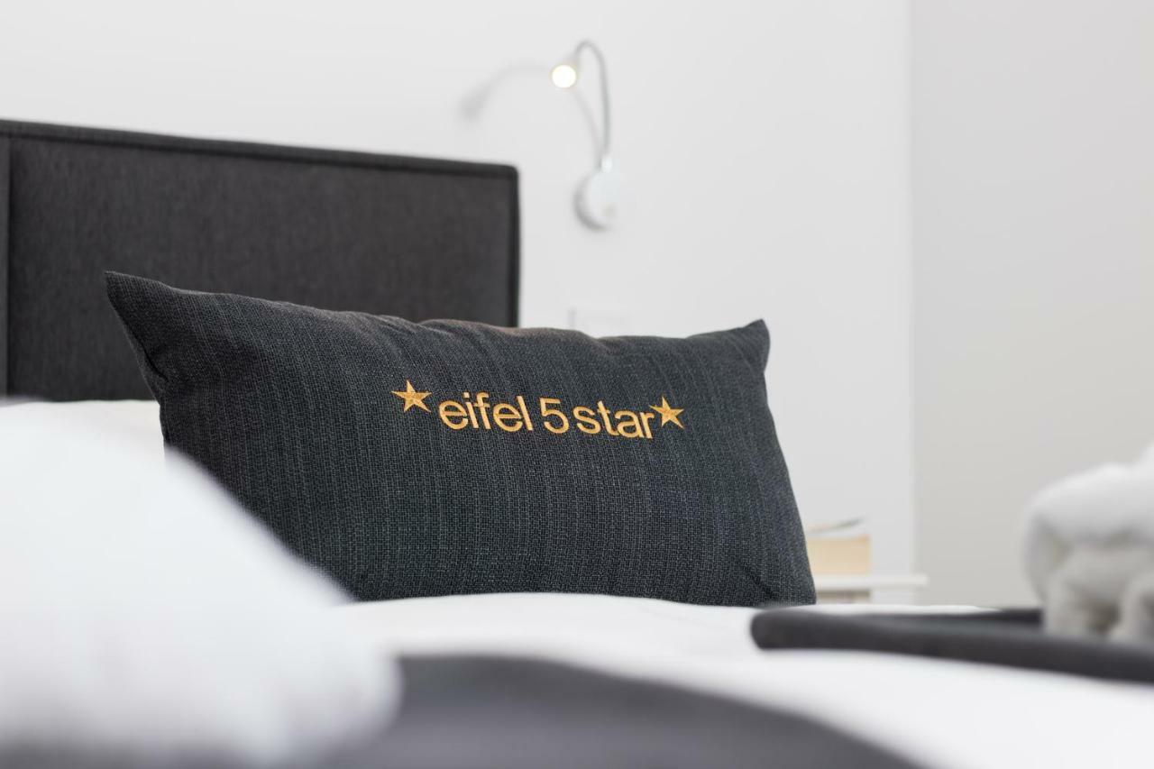 Eifel5Star - Burgfriedstrasse Apartment เดาน์ ภายนอก รูปภาพ
