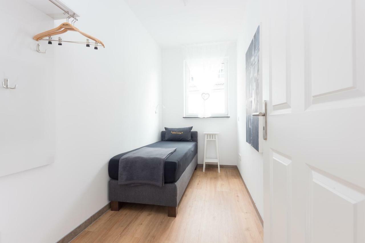 Eifel5Star - Burgfriedstrasse Apartment เดาน์ ภายนอก รูปภาพ