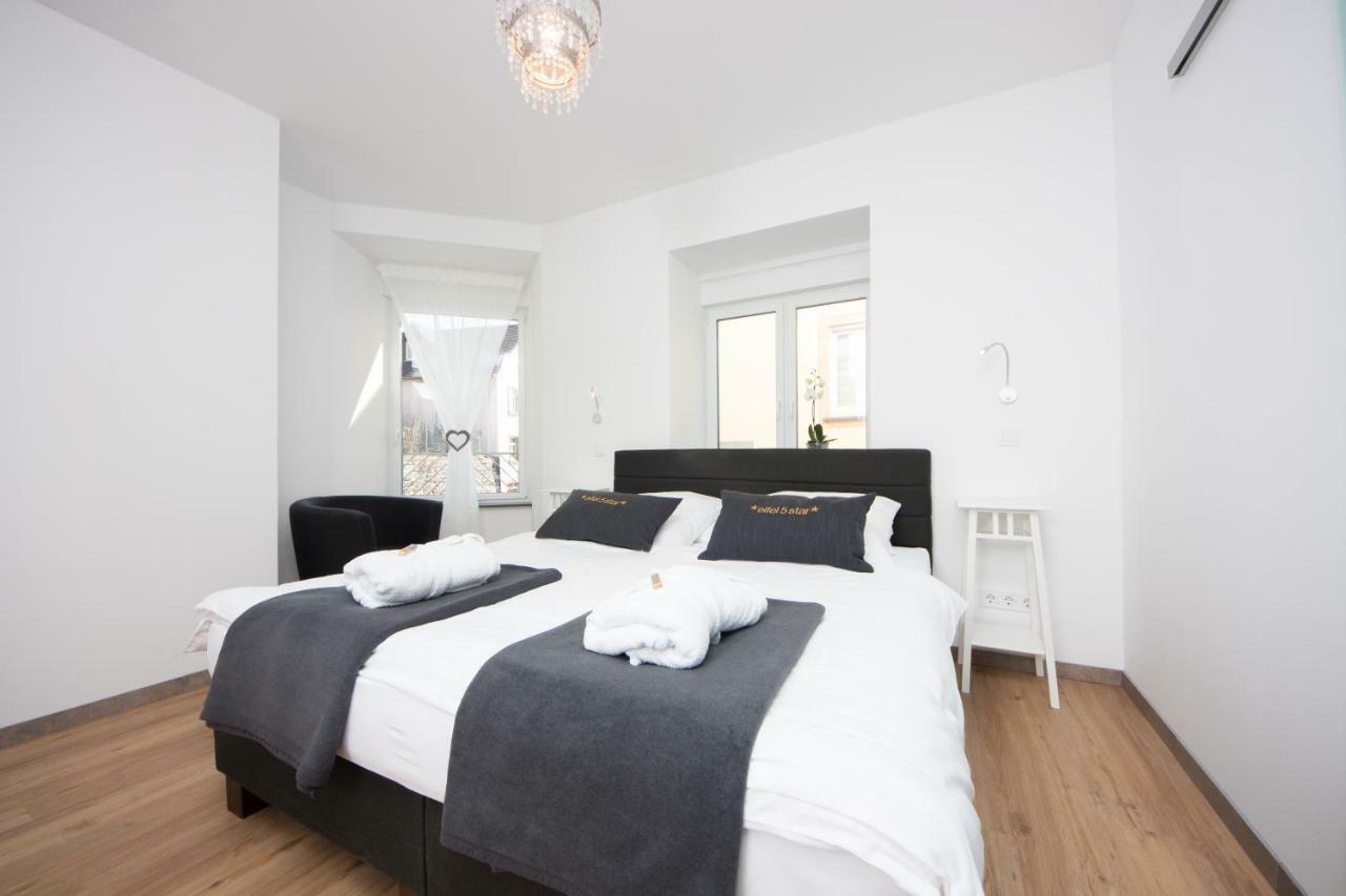Eifel5Star - Burgfriedstrasse Apartment เดาน์ ภายนอก รูปภาพ